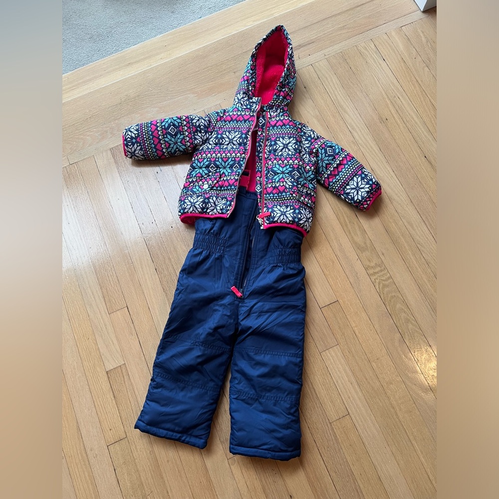 Carters toddler snow suit- like new